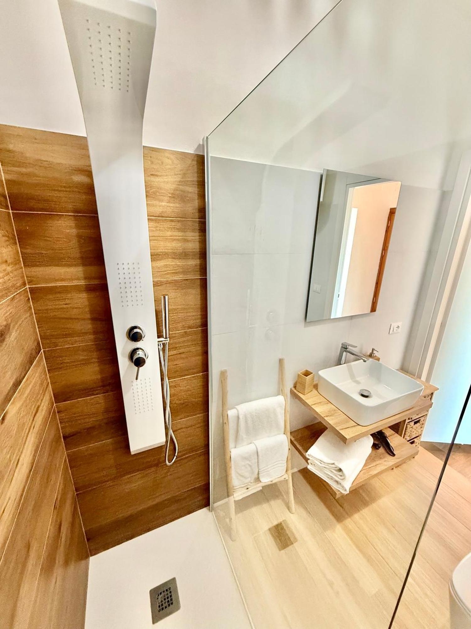 Terrazze Sul Mare Bed & Breakfast Pozzallo Bagian luar foto