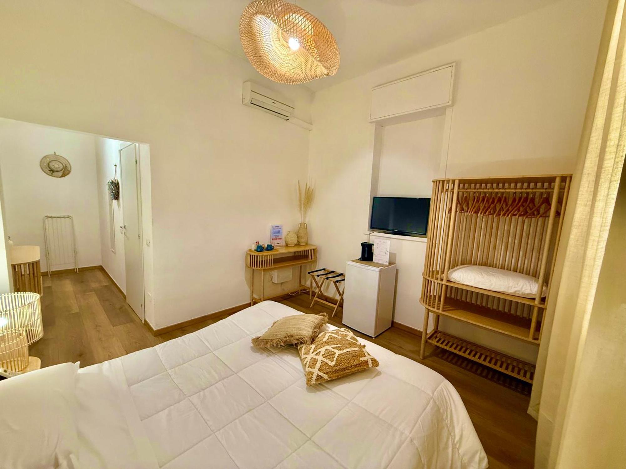 Terrazze Sul Mare Bed & Breakfast Pozzallo Bagian luar foto